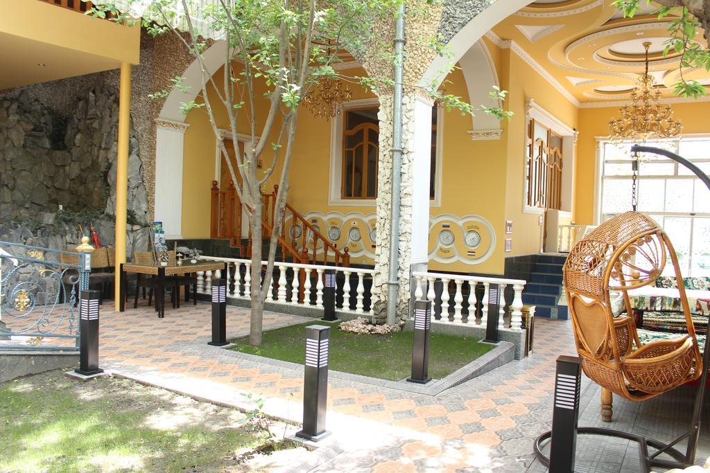 Atlas B&B Hotel Душанбе Екстер'єр фото